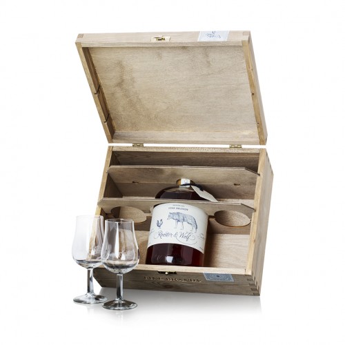 rooster-wolf-giftbox-openbox-glass-lowres